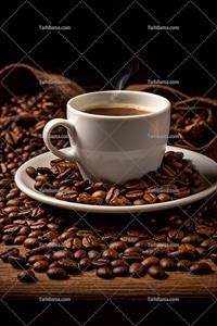تصویر با کیفیت فنجان قهوه داغ ساخته شده با هوش مصنوعی